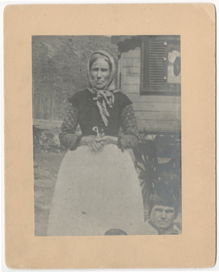 MS 2724 4 245 WK H5 195 Queen Henty Bham Library Copy