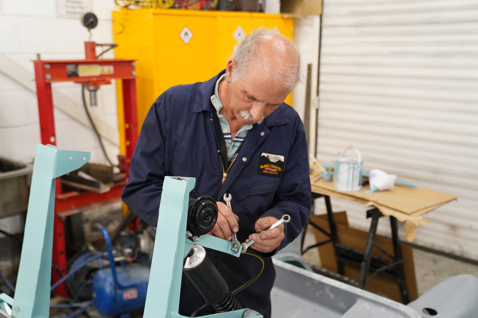 Paul Mechanic Workshop 1536X1024