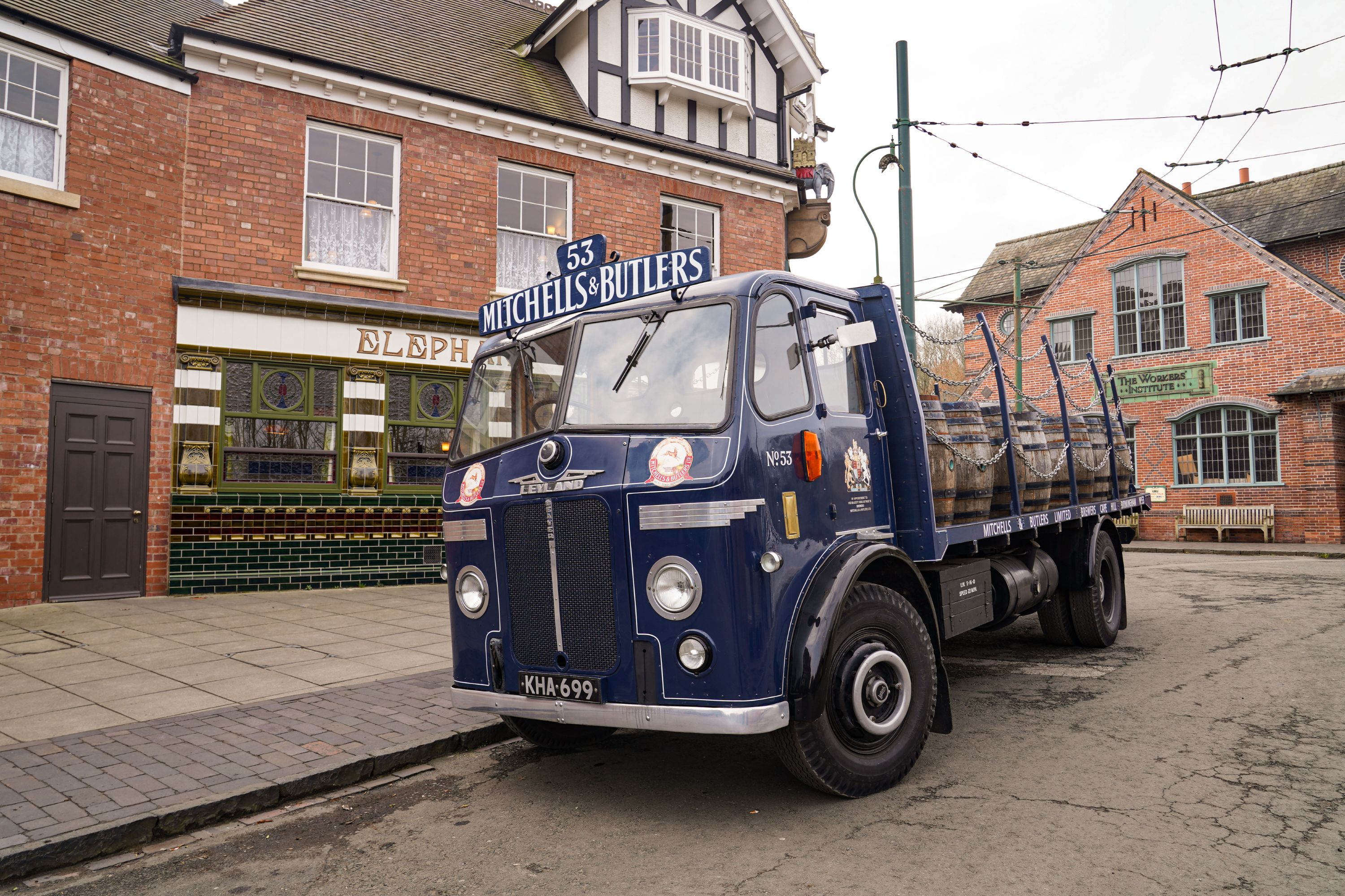 DSC06206 2 (Standard Web Size)